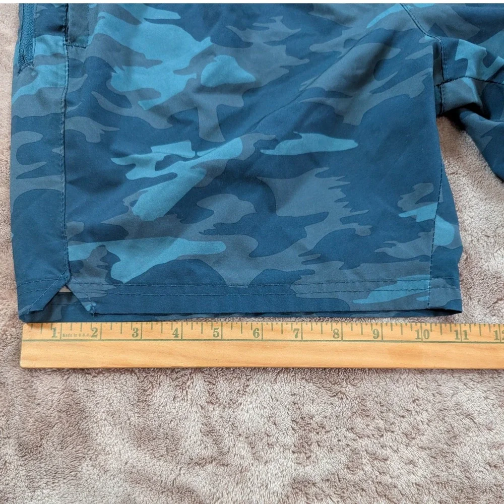 LEG3ND Mens Blue Camo Athletic Shorts Medium M Performance Gym Running Training